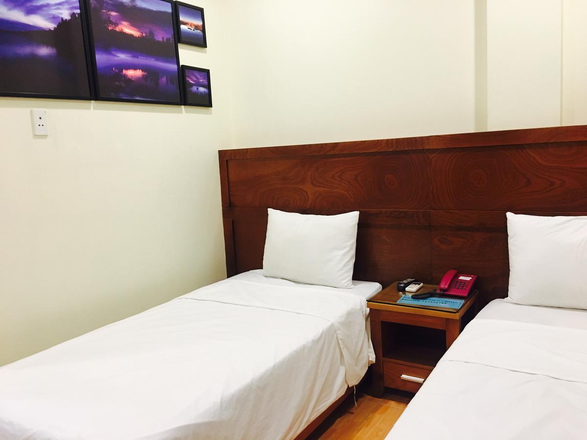 Saigon Palace Tran Quoc Hoan Hotel Hanoi Zewnętrze zdjęcie